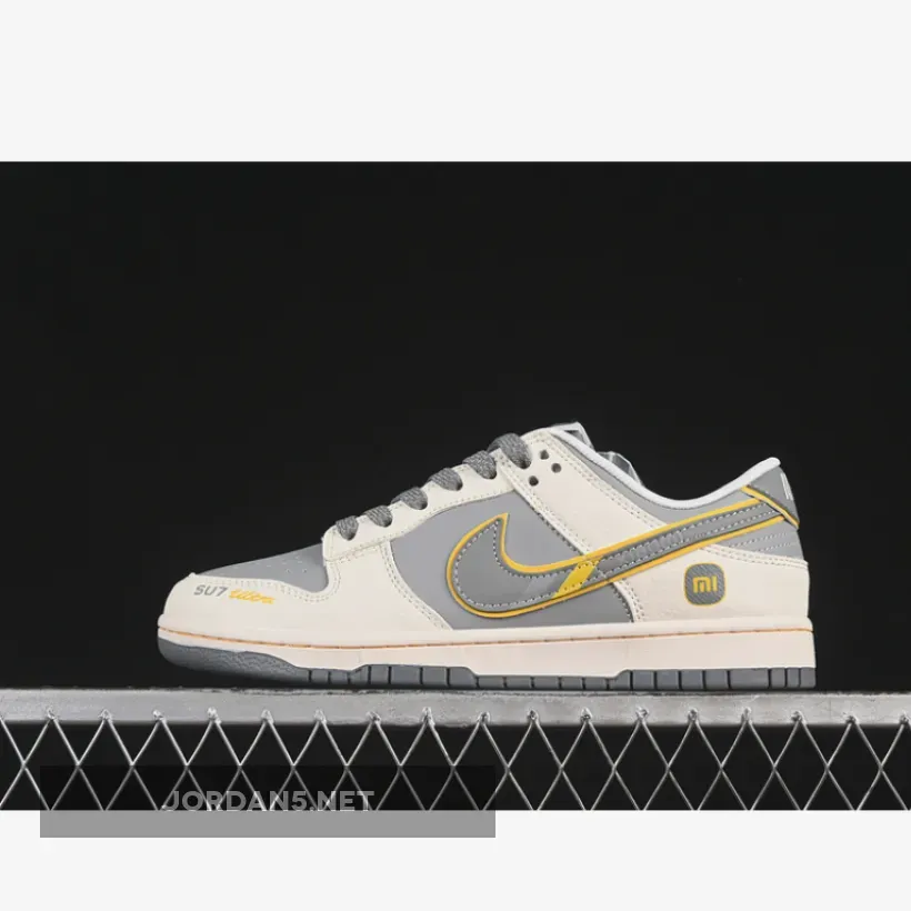 SB DUNK LOW WHITE/GREY/YELLOW