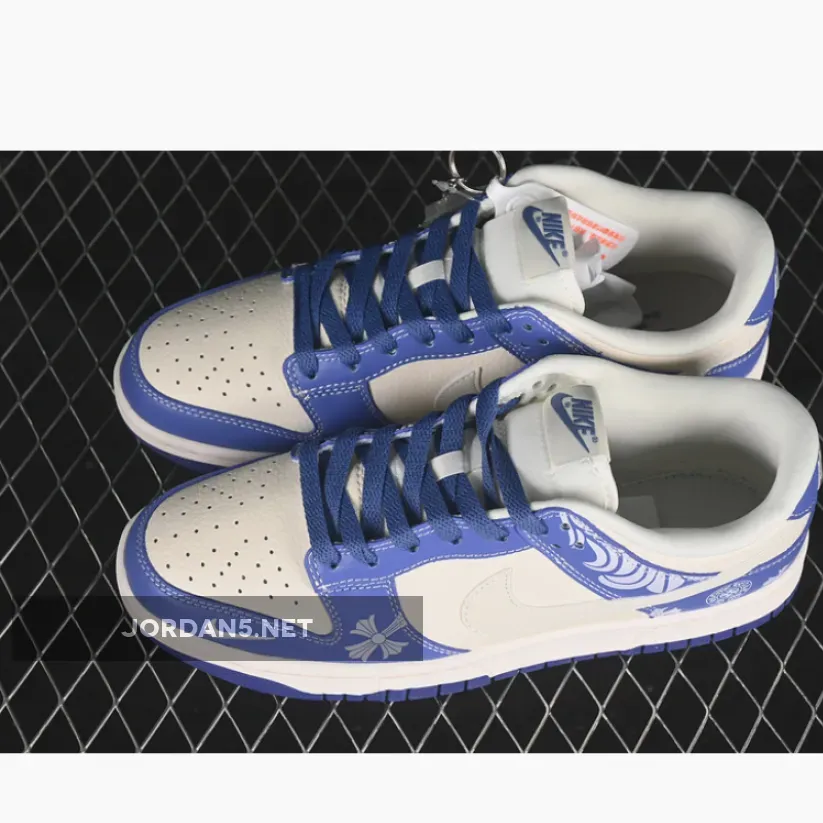 SB DUNK LOW WHITE/PURPLE