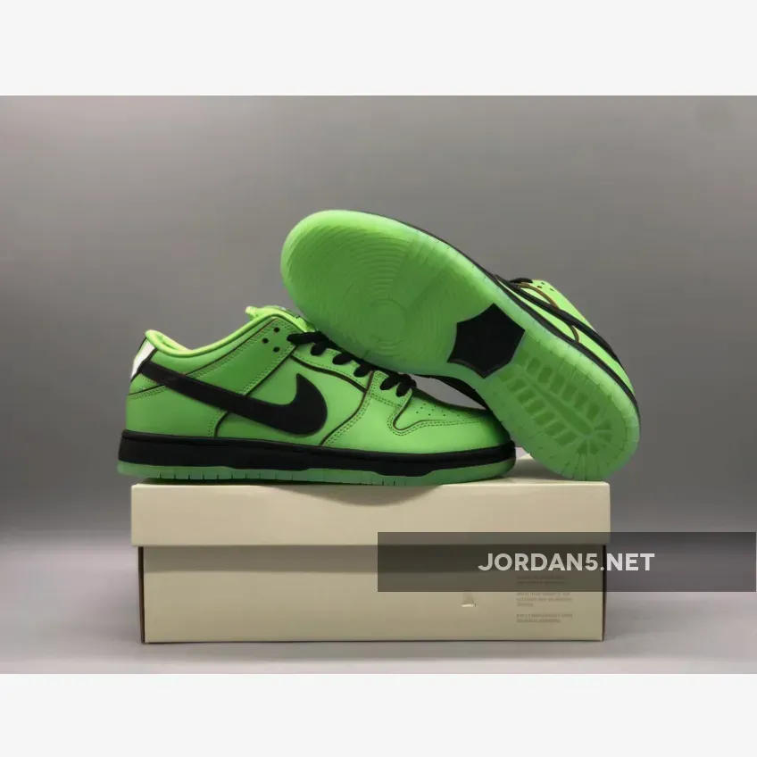 The Powerpuff Girls x Nike SB Dunk Low Buttercup