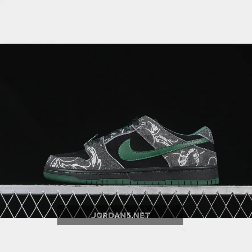THERE SKATEBOARDS X DUNK LOW SB BLACK/GORGE GREEN/SUMMIT WHITE